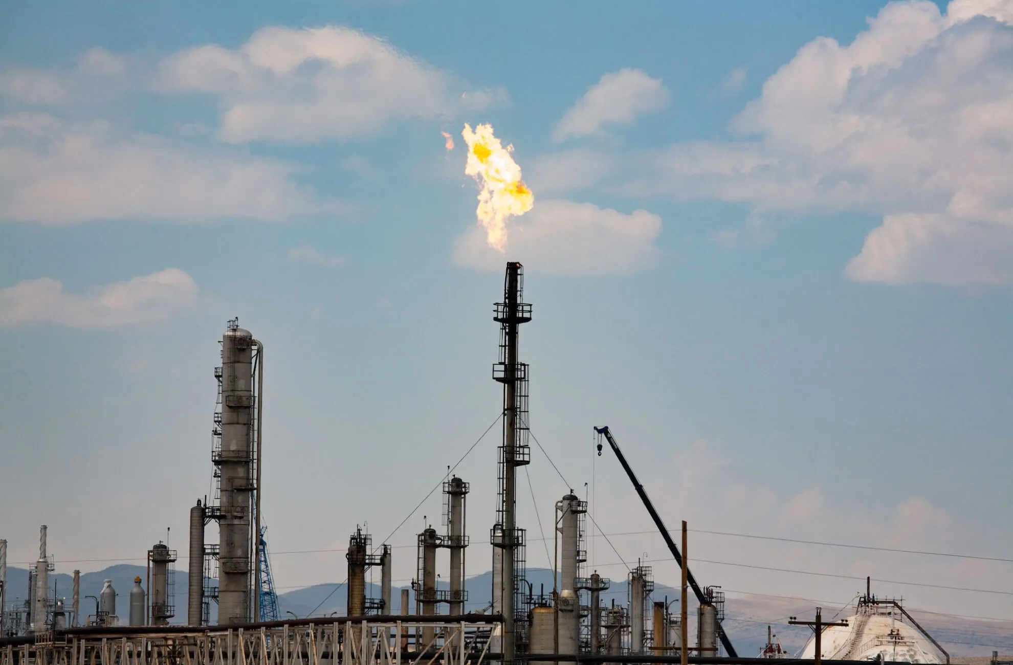Rhodium Group study finds off-grid gas power for data centers fails climate investor screening