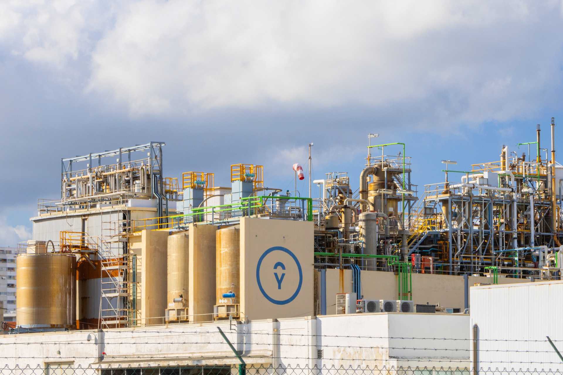 Just a few projects are driving a small bump in hydrogen investment