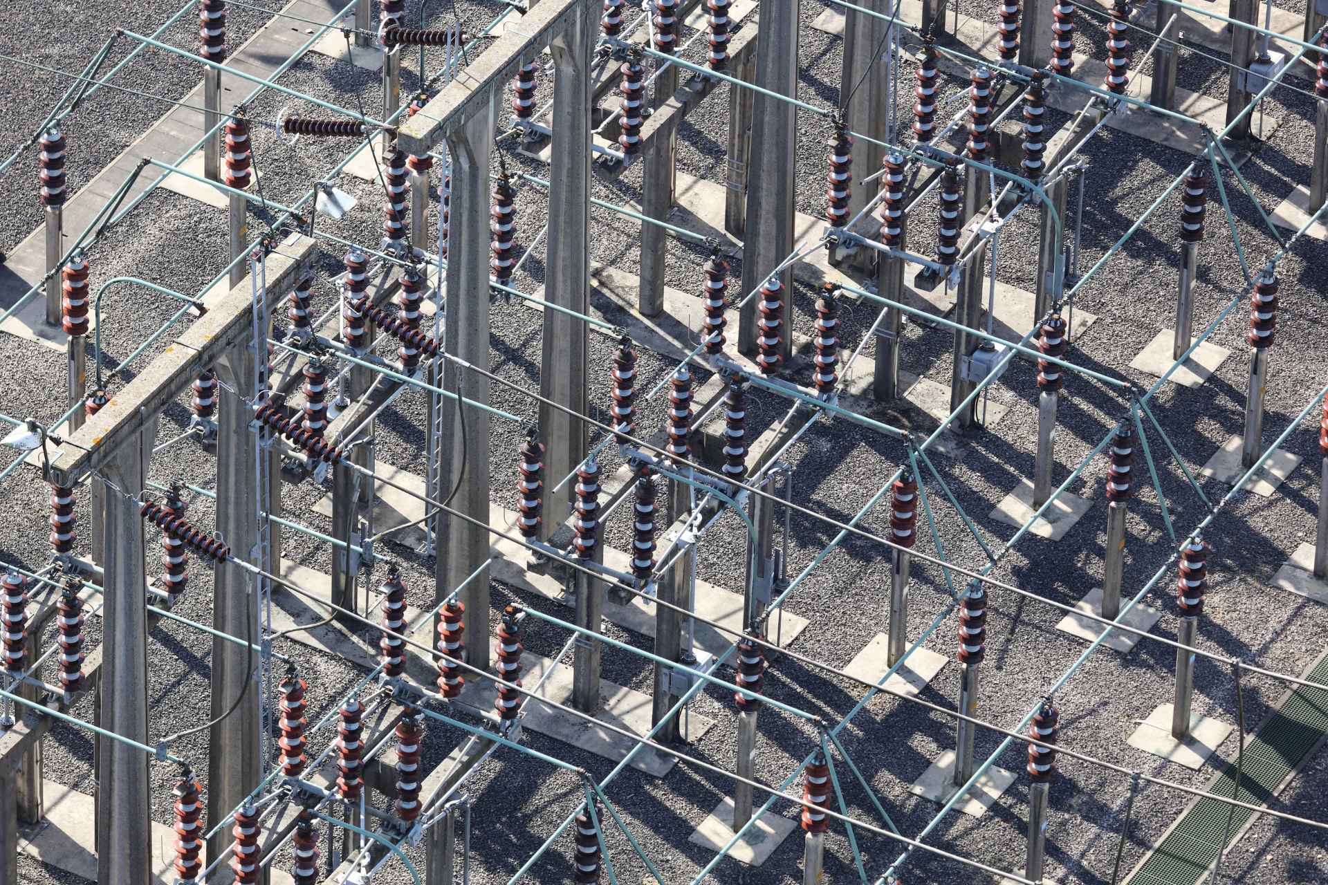 Virginia pursues first grid-utilization law as analysts debate its rate impact
