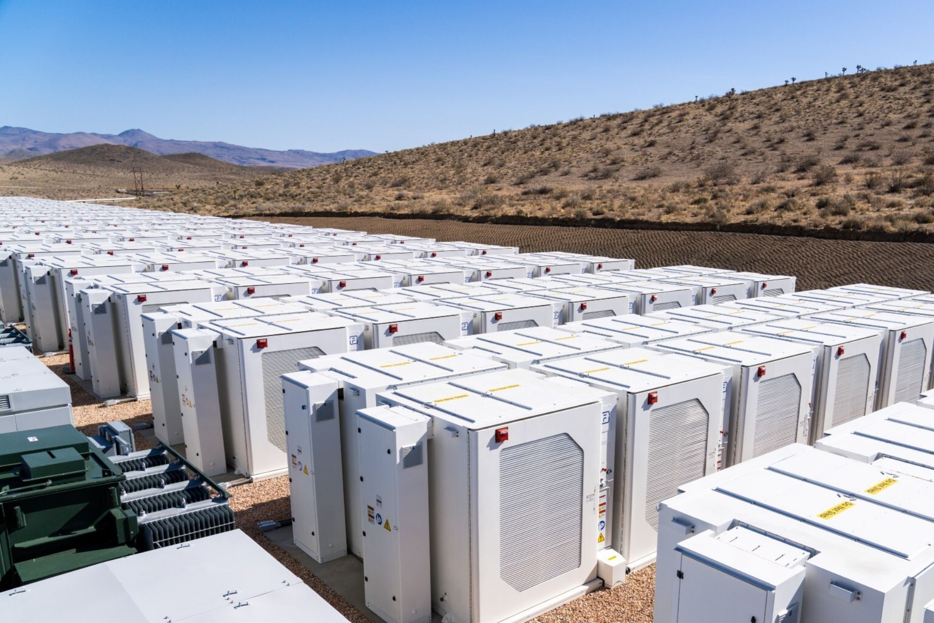 Fluence faces grid delays threatening data center battery push