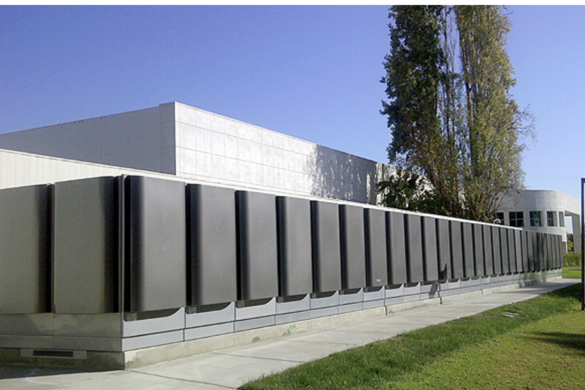 Data centers drive shift toward on-site clean power amid grid constraints